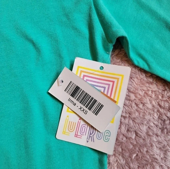 🛍LuLaRoe Irma Short Sleeve Teal Shirt Size Womens XXS - Picture 2 of 5